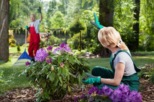 Load-based quote example for garden waste removal in Longlands